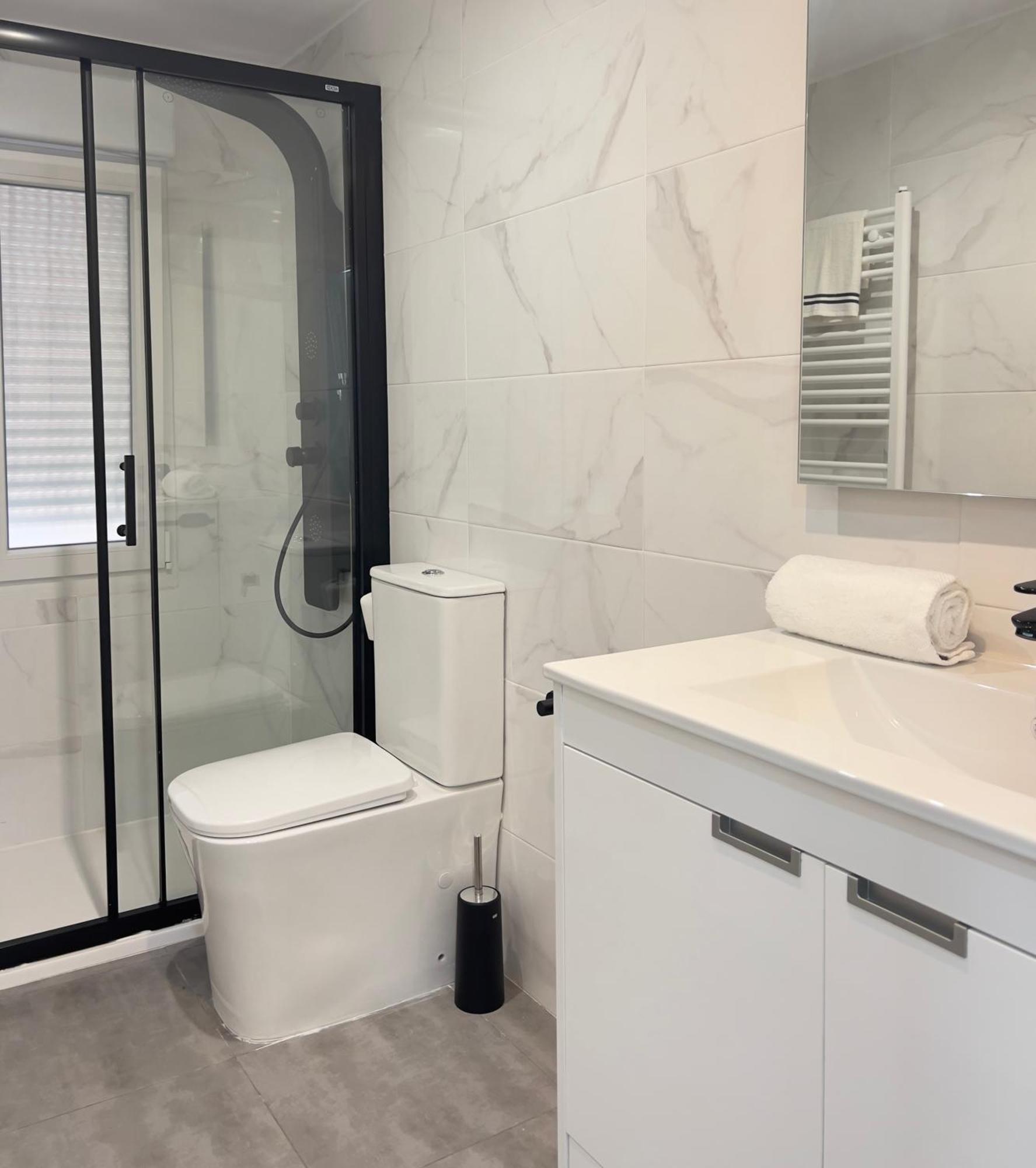 Apartamento Principe Gijon Bagian luar foto