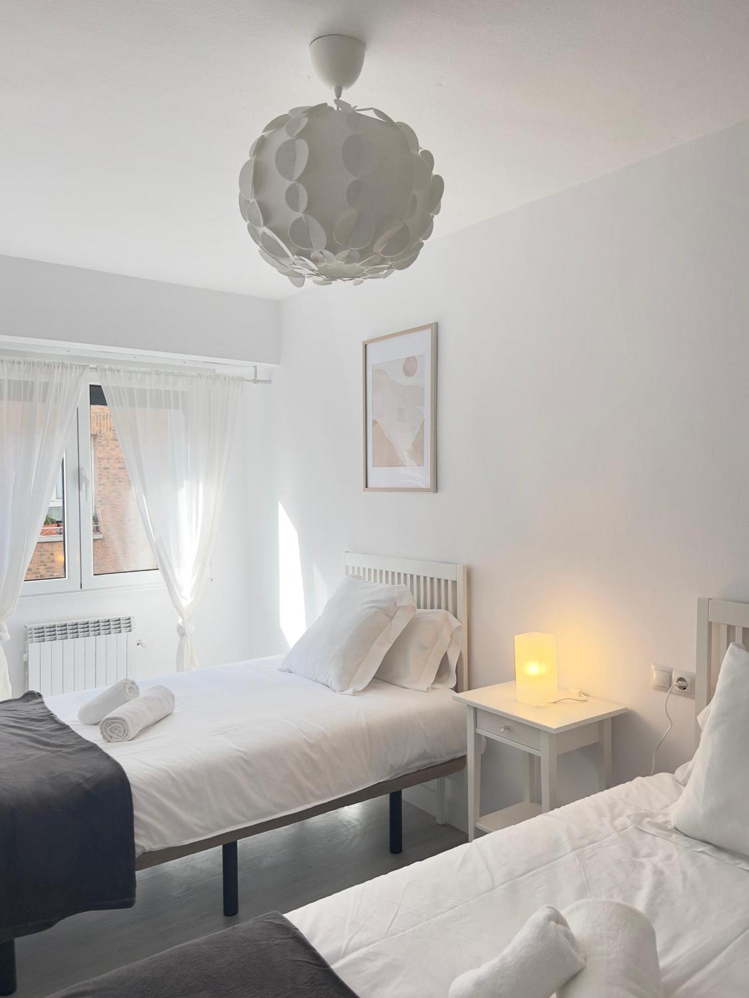 Apartamento Principe Gijon Bagian luar foto